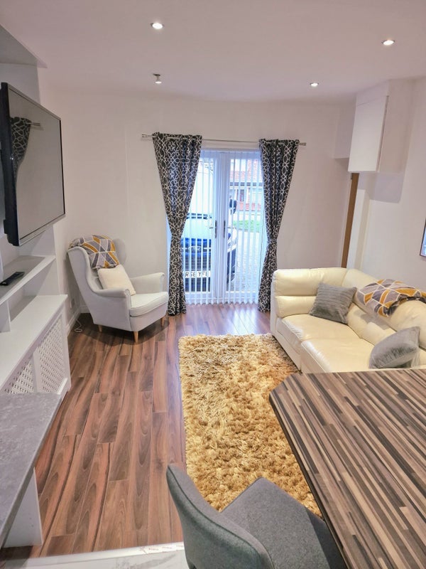 Room Newquay Gardens in Birtley