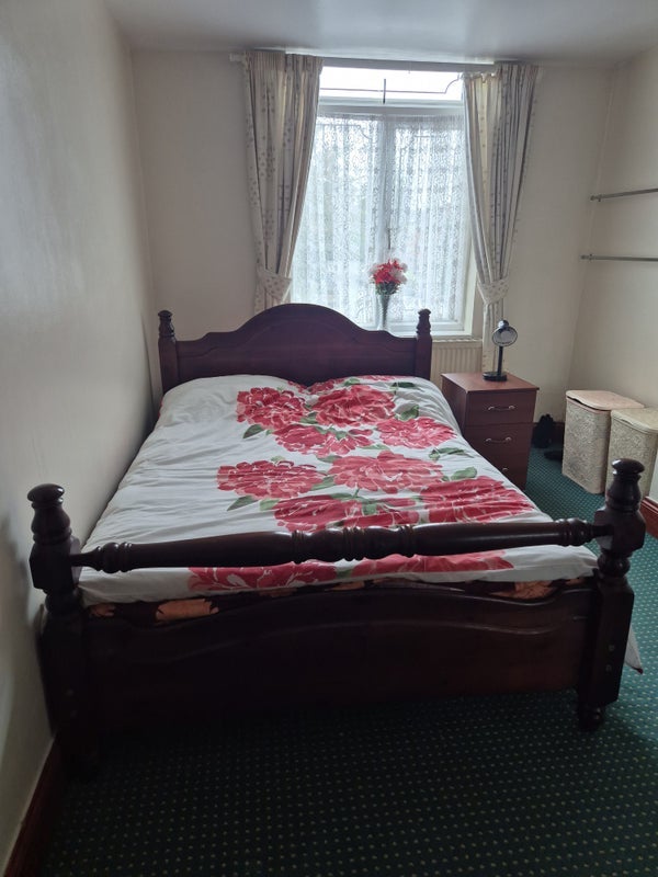 Room Grange Road in Sandwell