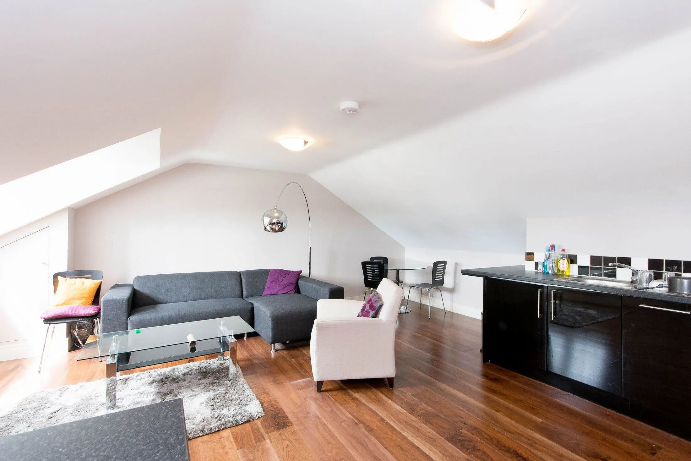 Flat Chaseley Court in Greater London
