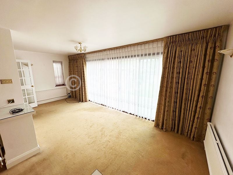 House The Ridgeway in Greater London