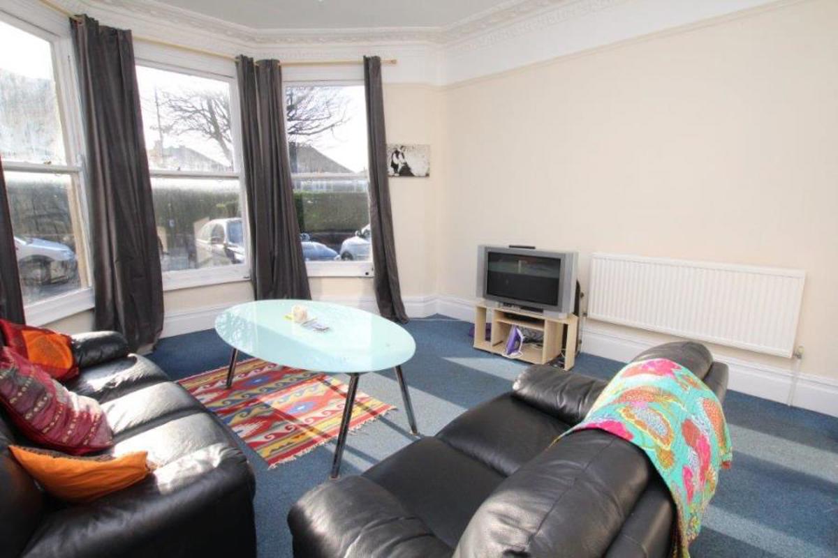 Room Saint Andrews Road in Bristol