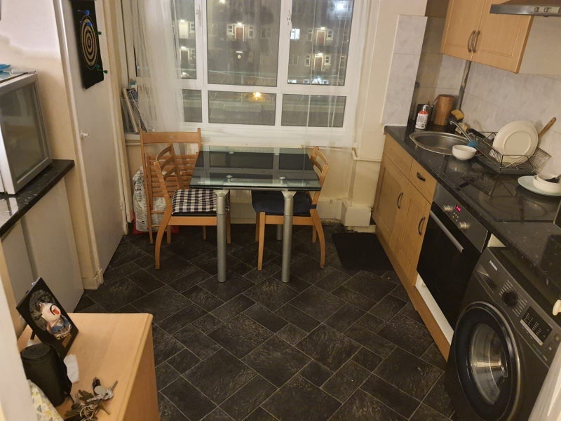 Room Harrison Street in Greater London
