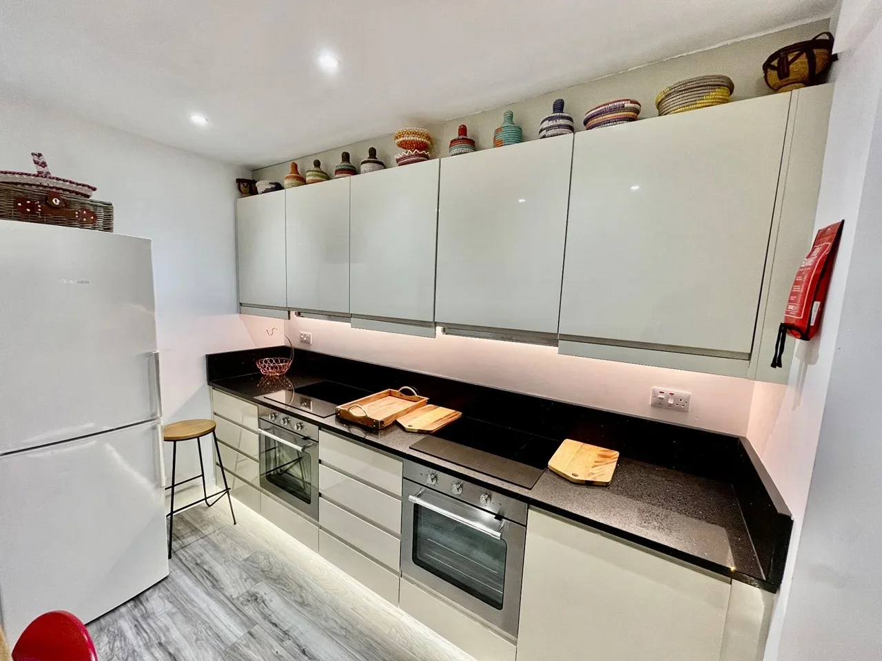 Room Whitton Avenue West in Greater London