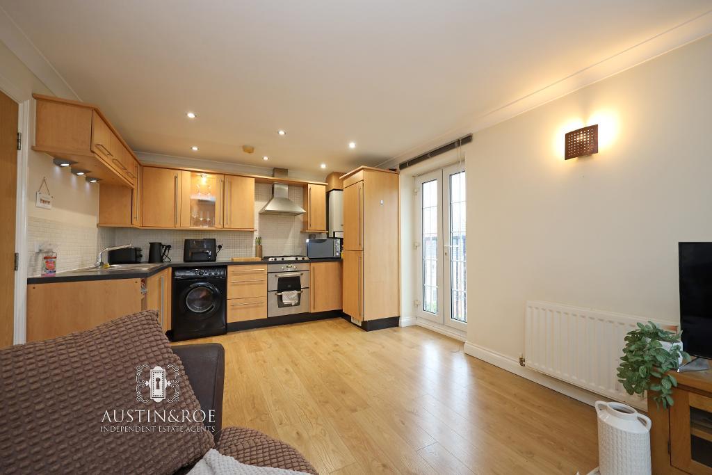 Flat Trent Bridge Close in Stoke-on-Trent