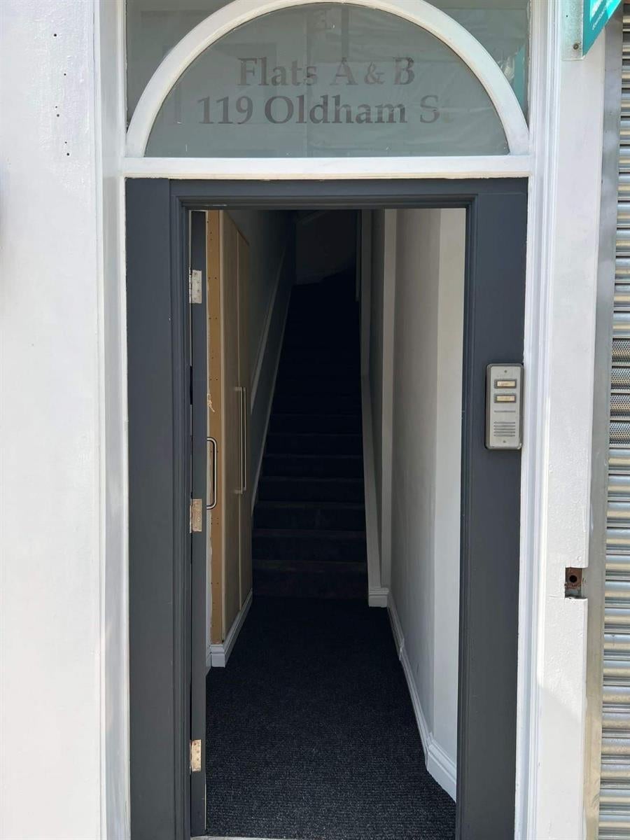 Flat Oldham Street in Manchester