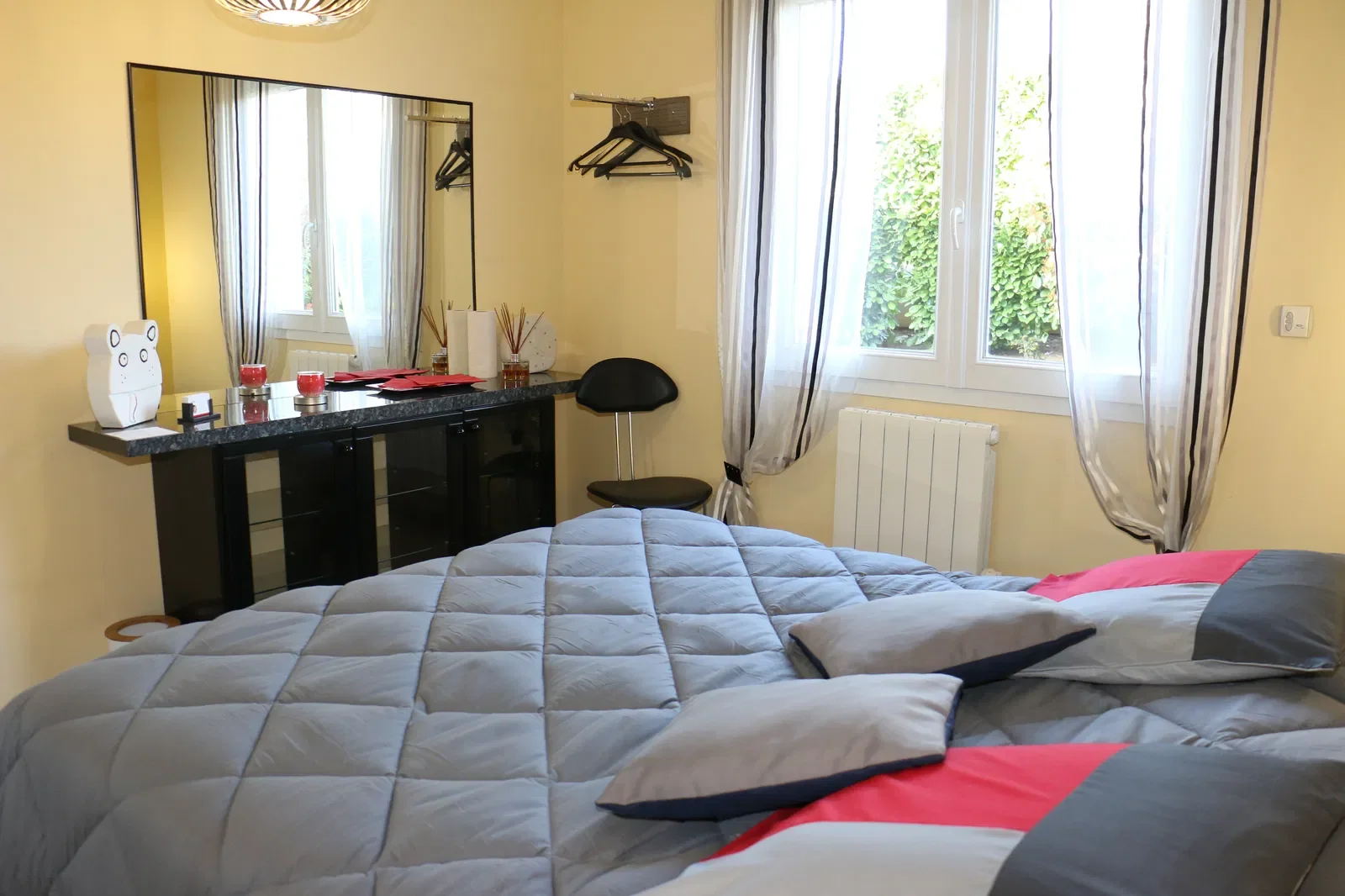 Chambre Chemin de la Robie à Thivars