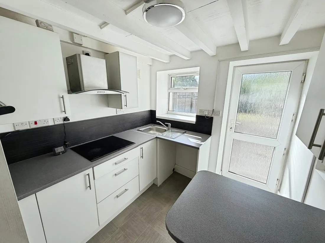 House Oakfield Street in Pontarddulais