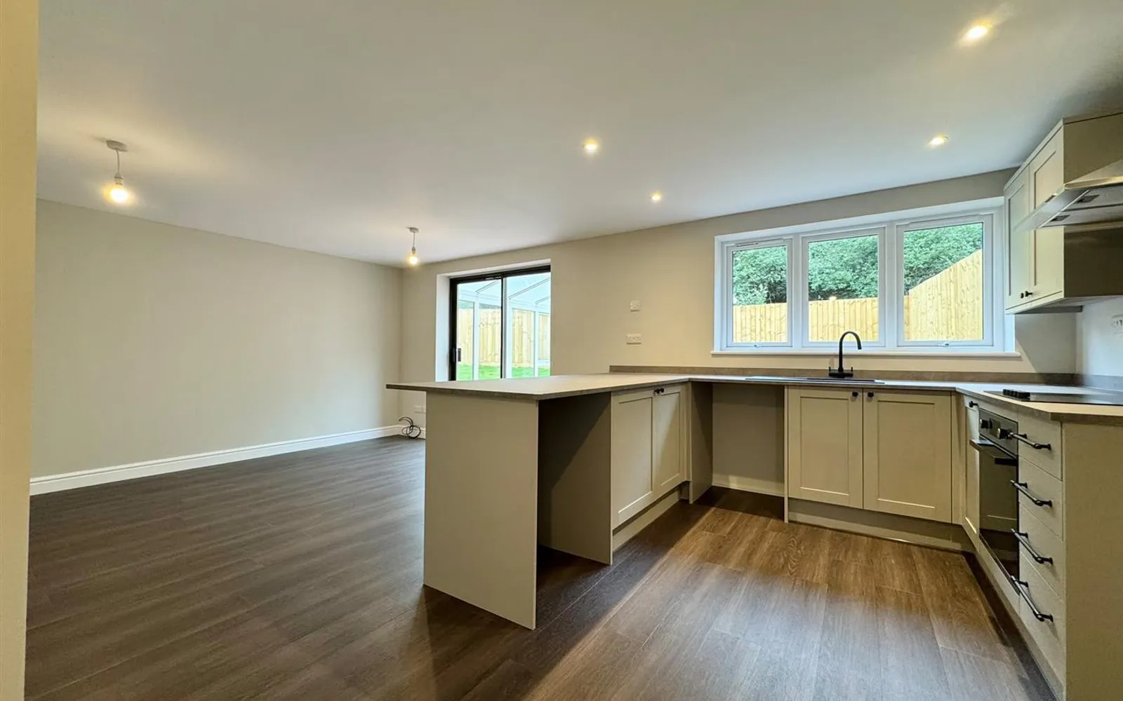 House Banksia Close in Mid Devon