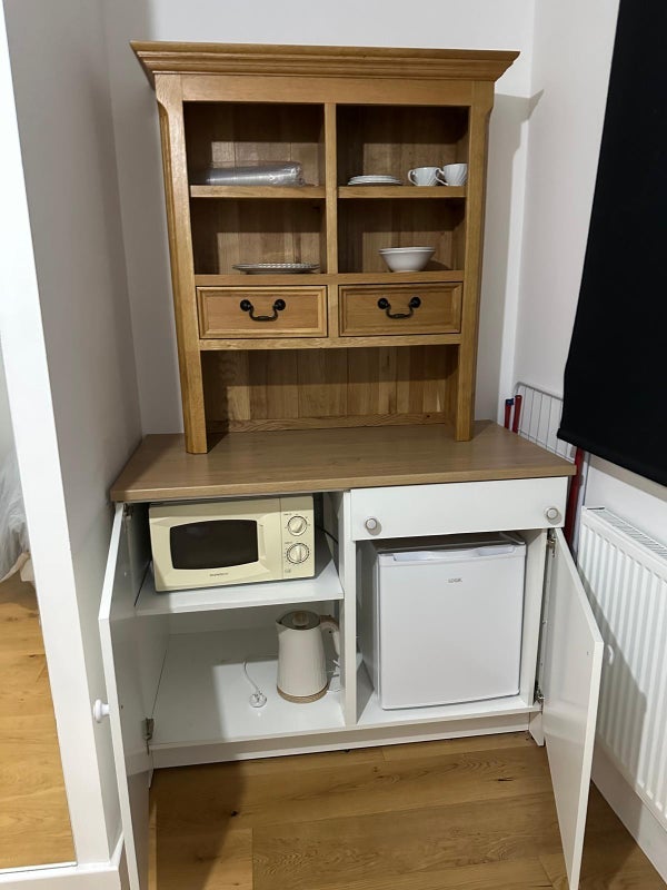 Room Green Lanes in Greater London
