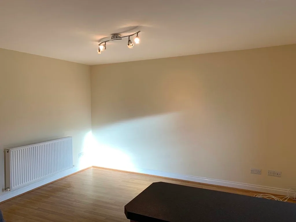 Flat Wellbury Terrace in Dacorum
