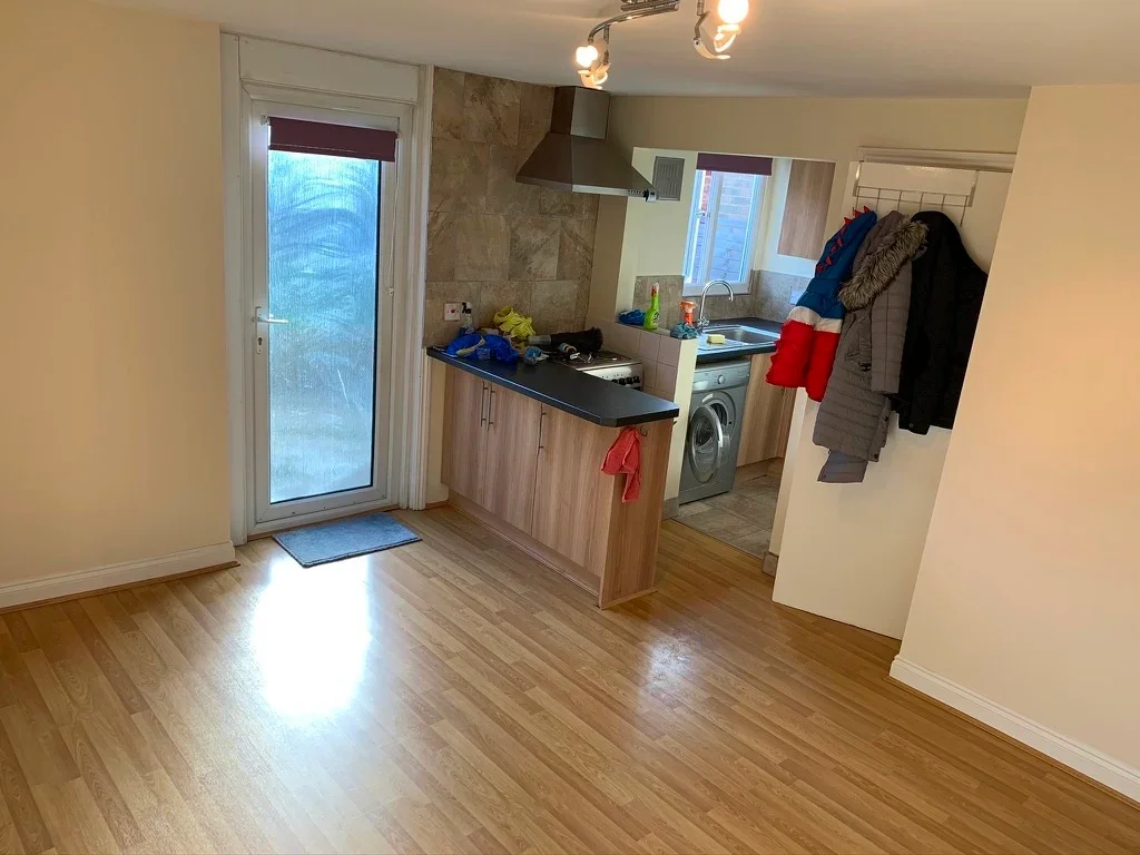 Flat Wellbury Terrace in Dacorum