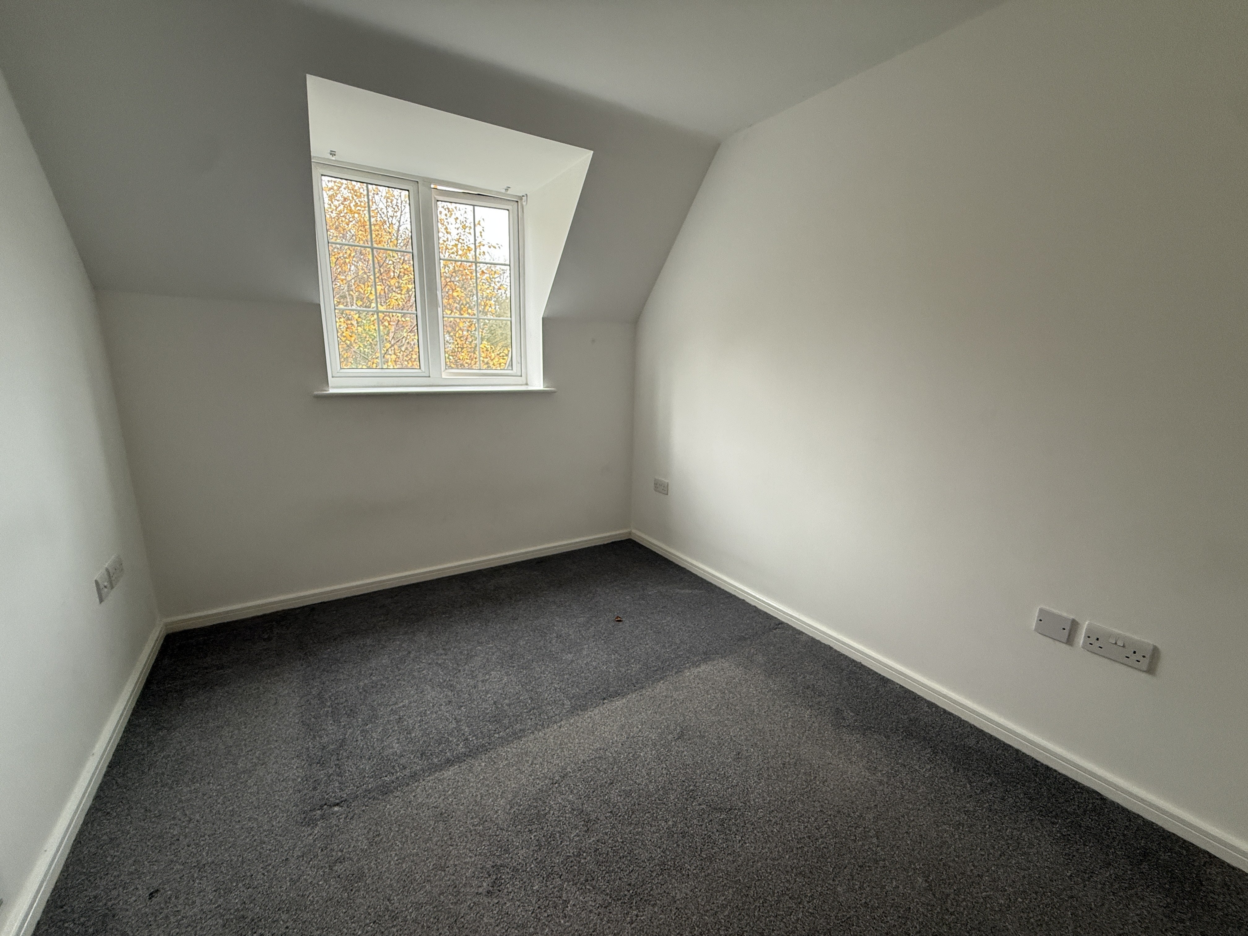 Flat Greenings Court in Warrington