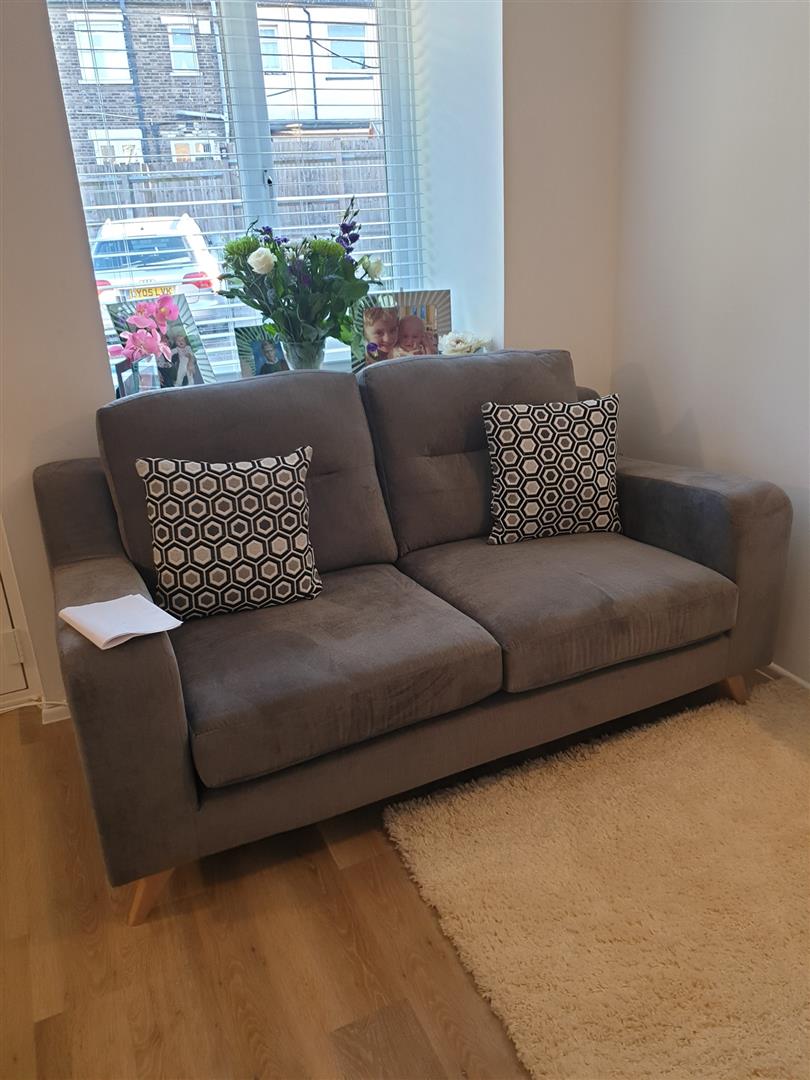 House Coe Avenue in Greater London