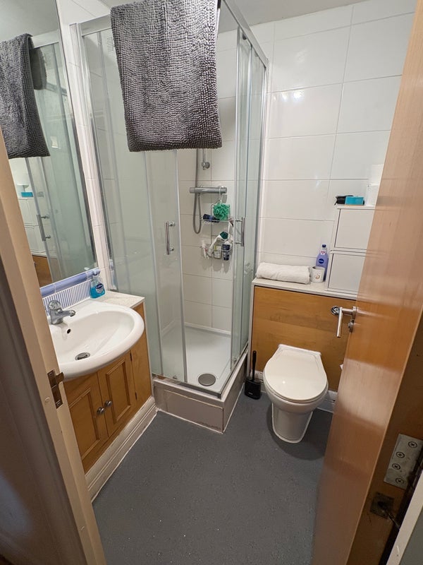 Room Lowther Road in Greater London