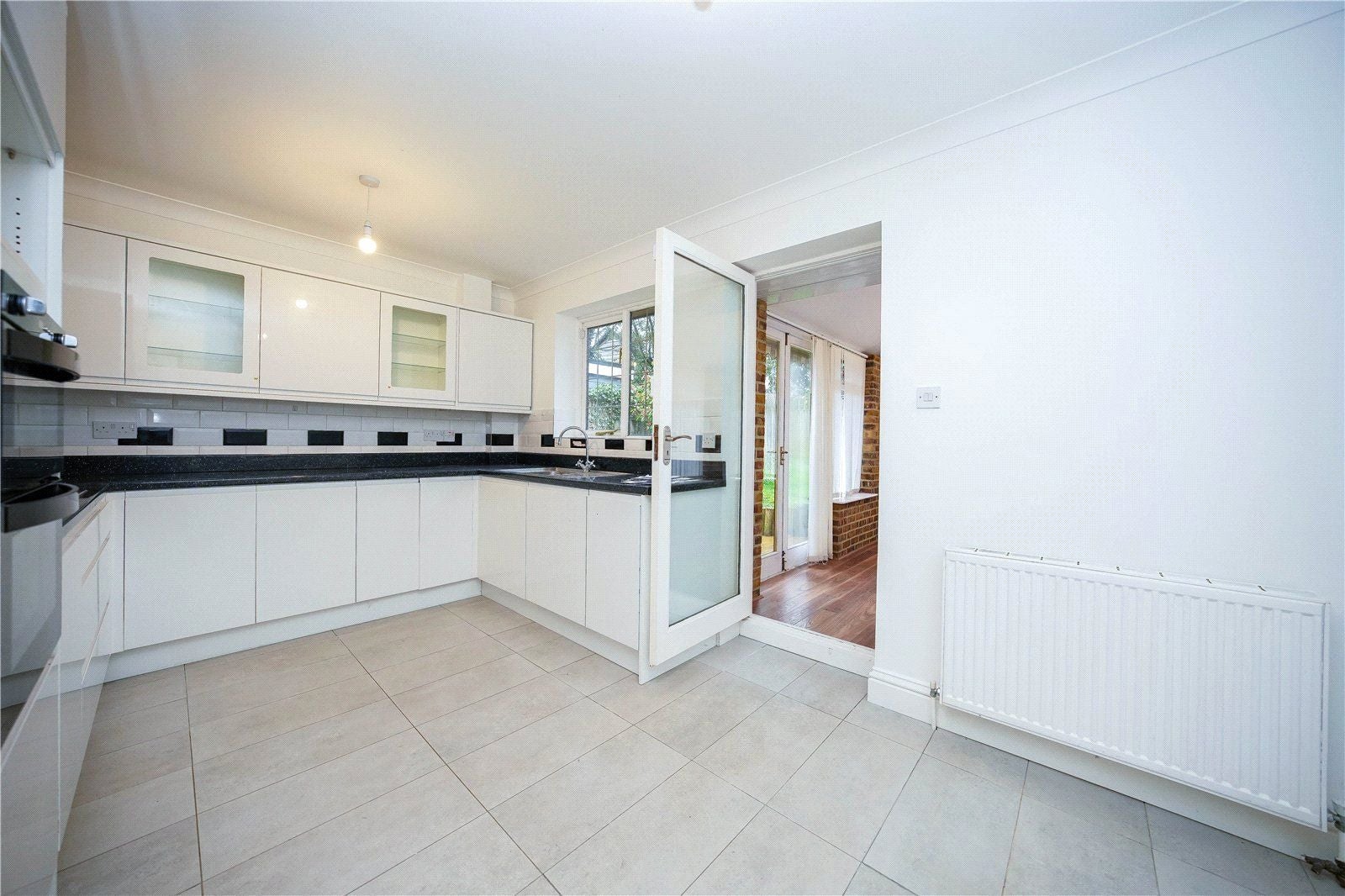 House Crompton Gardens in Maidstone