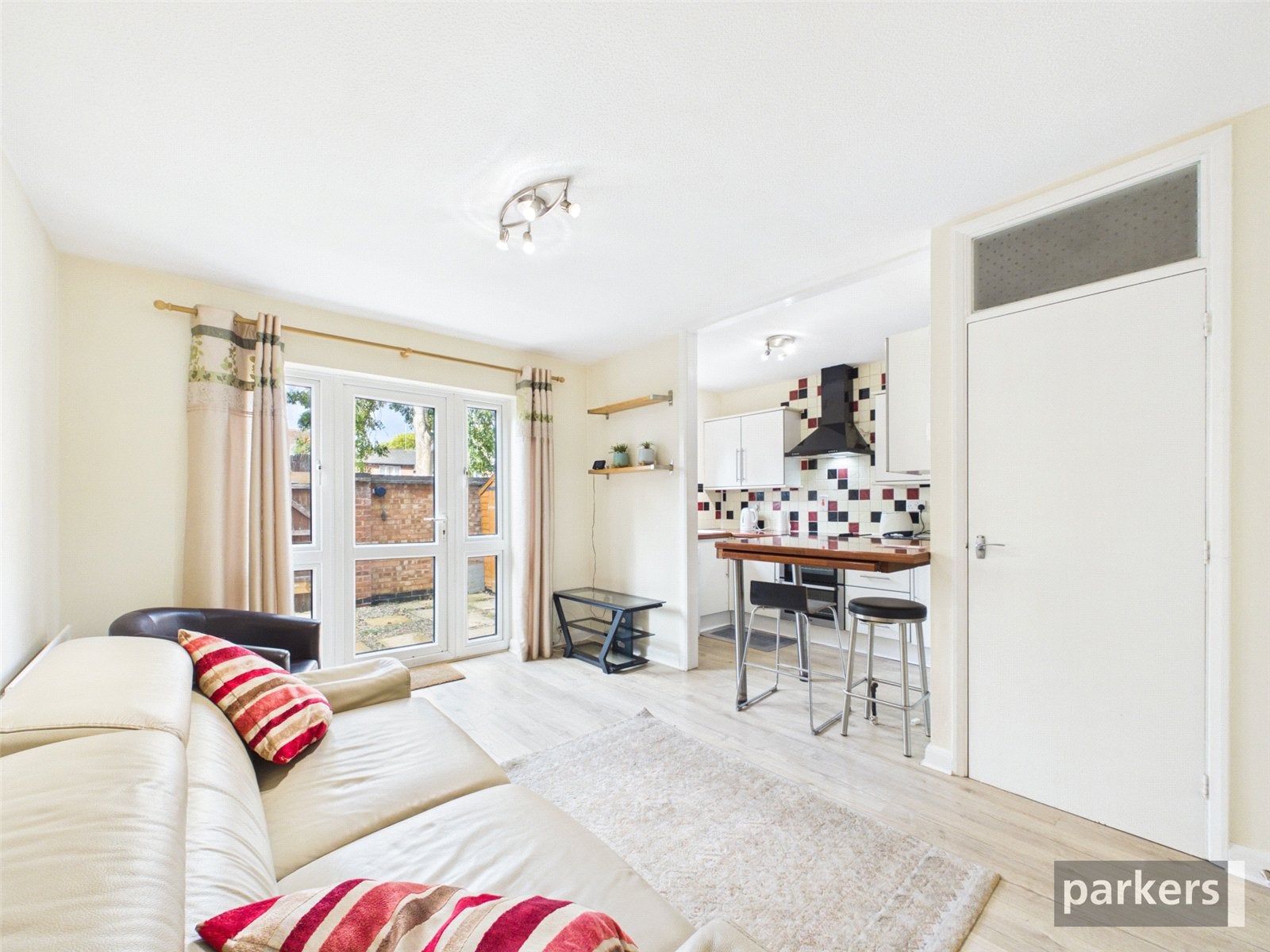 Flat Muirfield Close in Reading