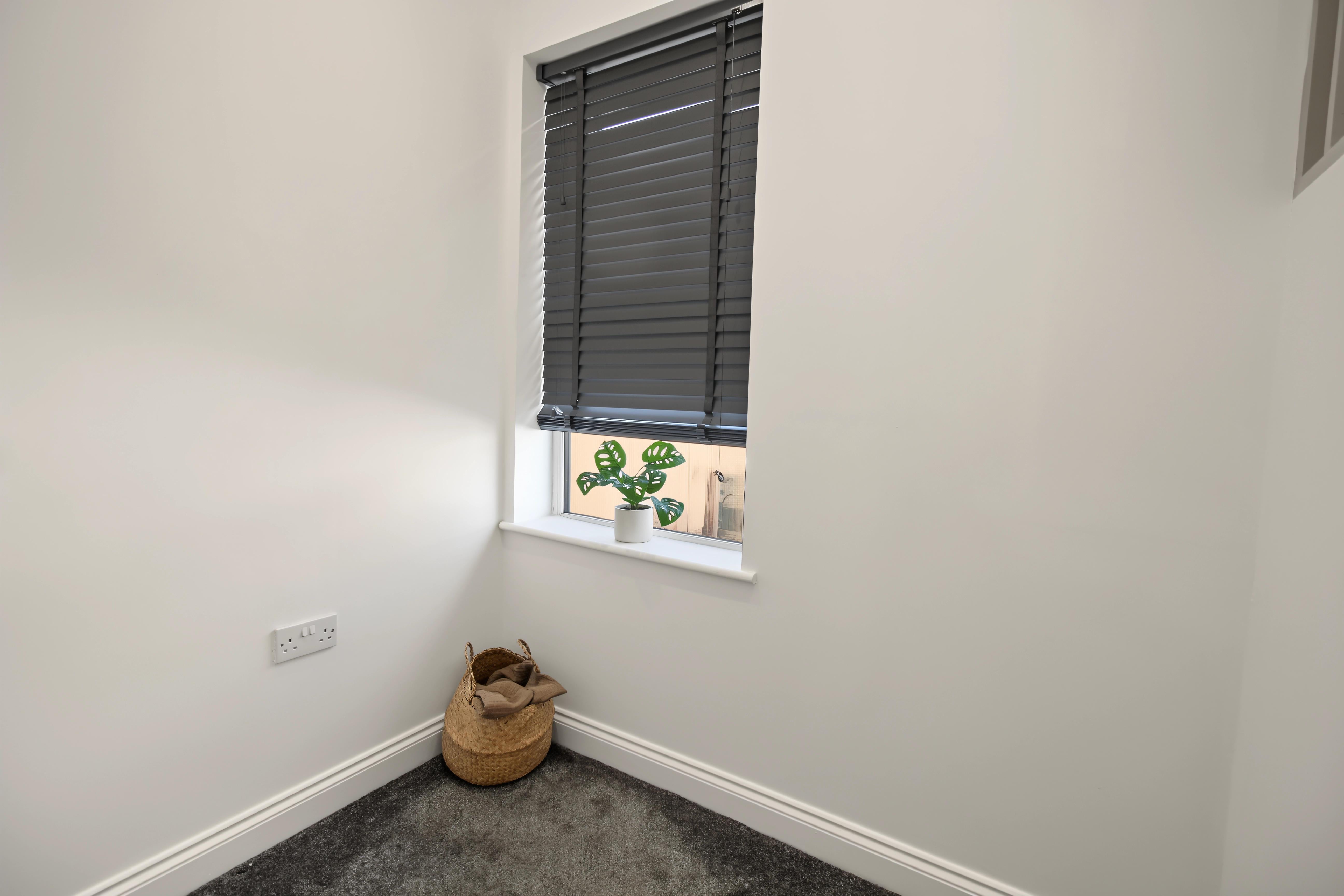 Room Buccleuch Street in Kettering