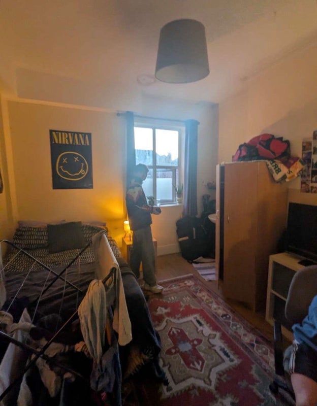 Room Granville Road in Manchester