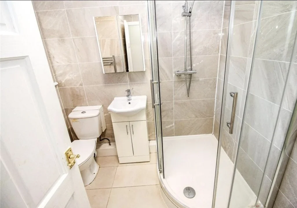 Flat Hutton Road in Brentwood