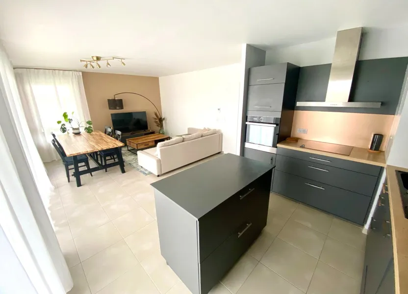 Appartement Chemin de Sous-la-Feuillée à Saint-Julien-en-Genevois