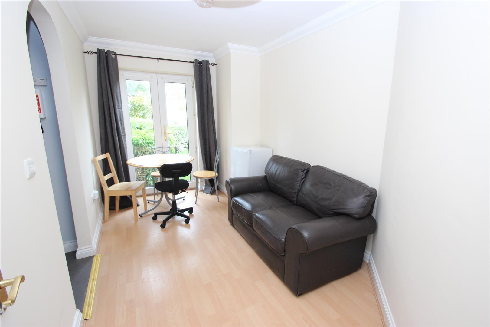 Flat Venneit Close in Oxford