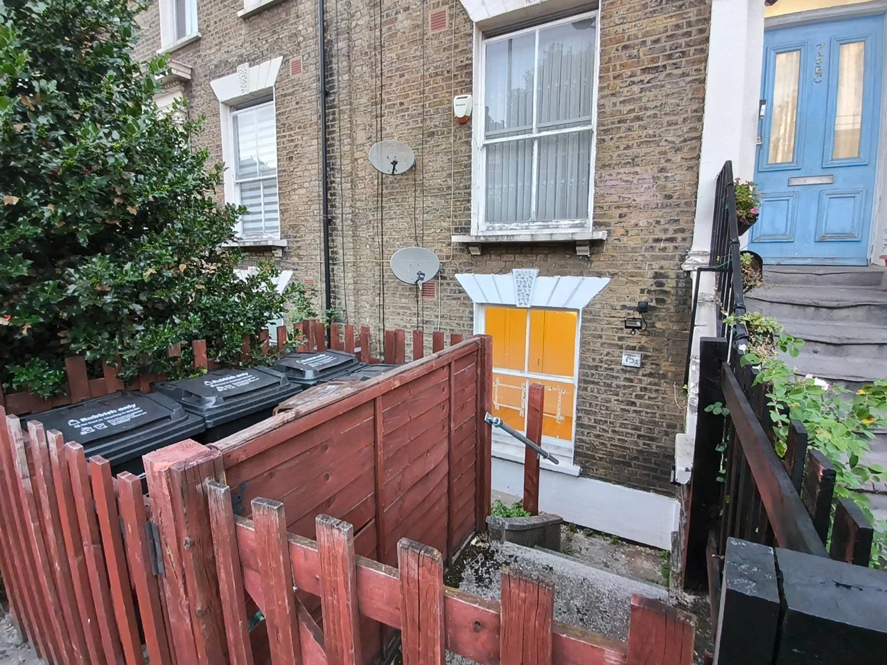 Flat Graham Road in Greater London