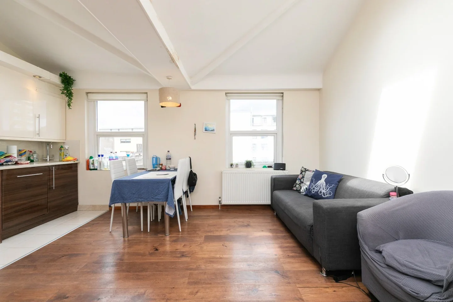 Flat Camden High Street in Greater London