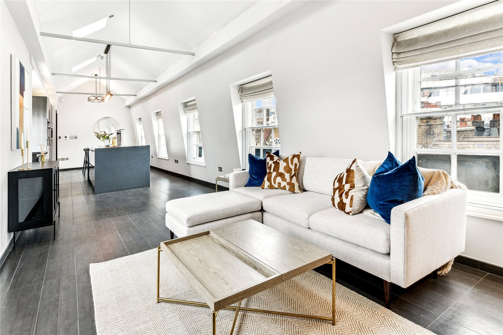 Flat Garrick Street in City of Westminster