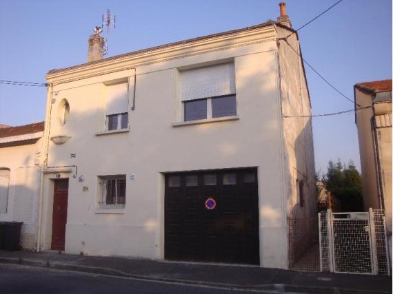 Chambre Rue duffour-dubergier à Bordeaux