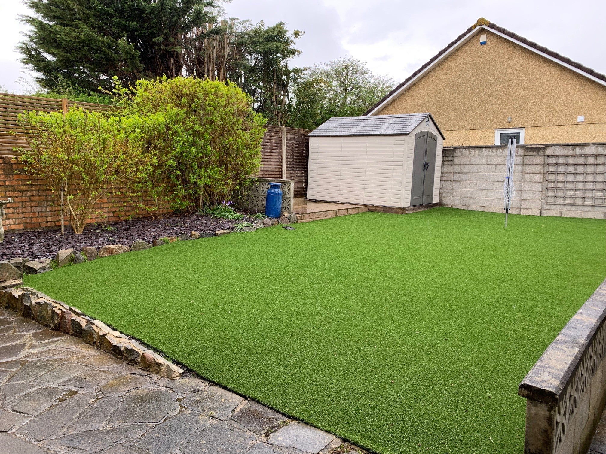 Flat Hanbury Close in Kingswood