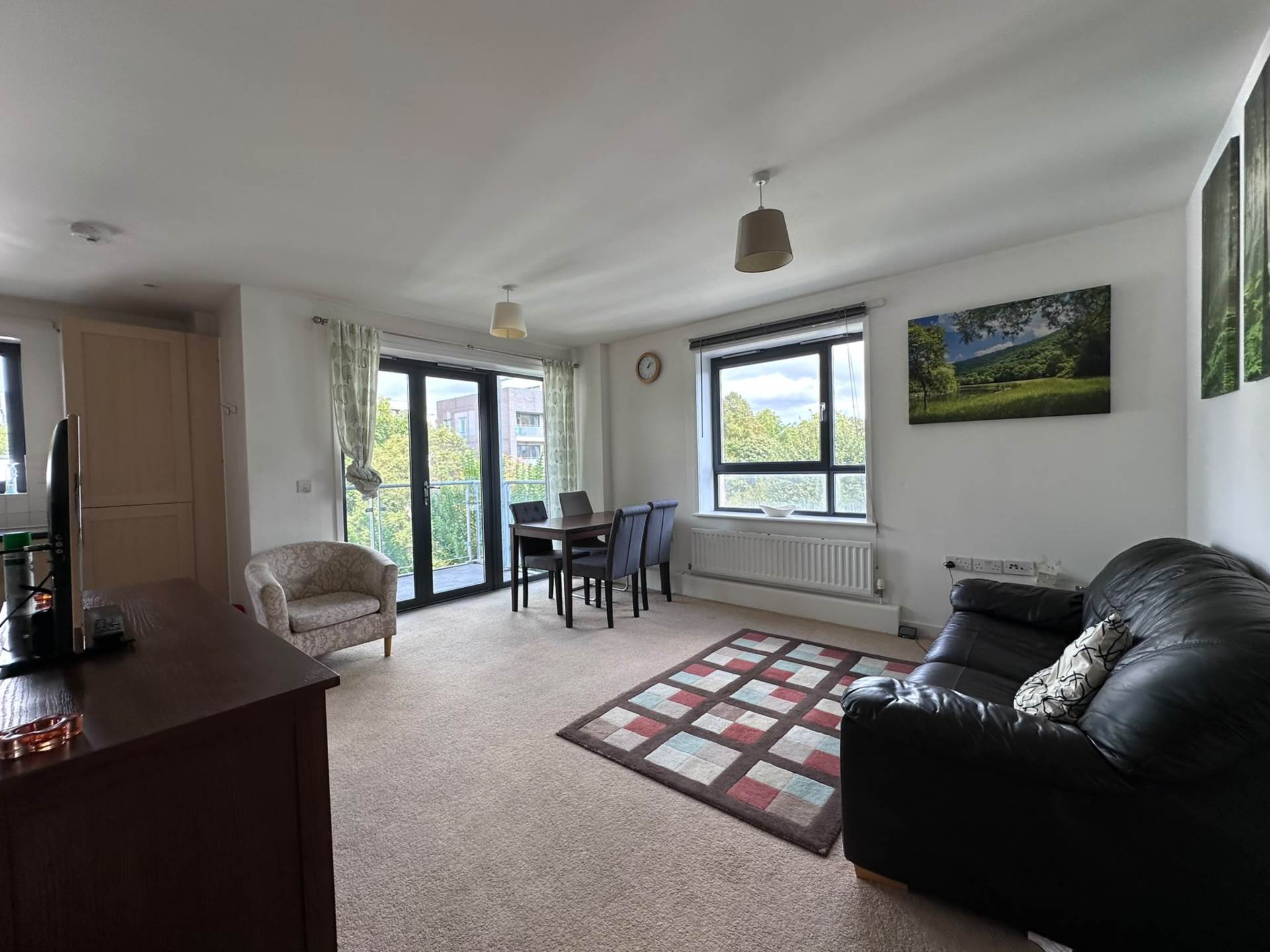 Room Maugham Way in Greater London
