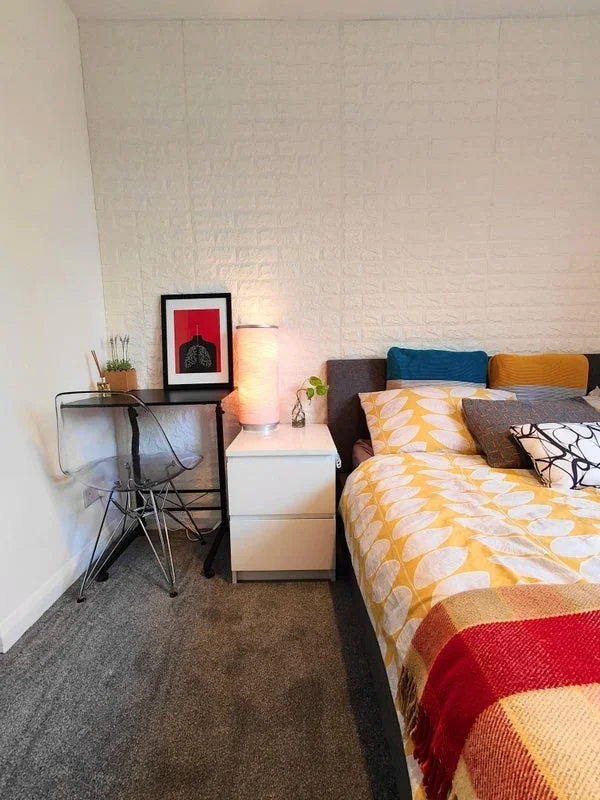 Room Cable Street in Greater London