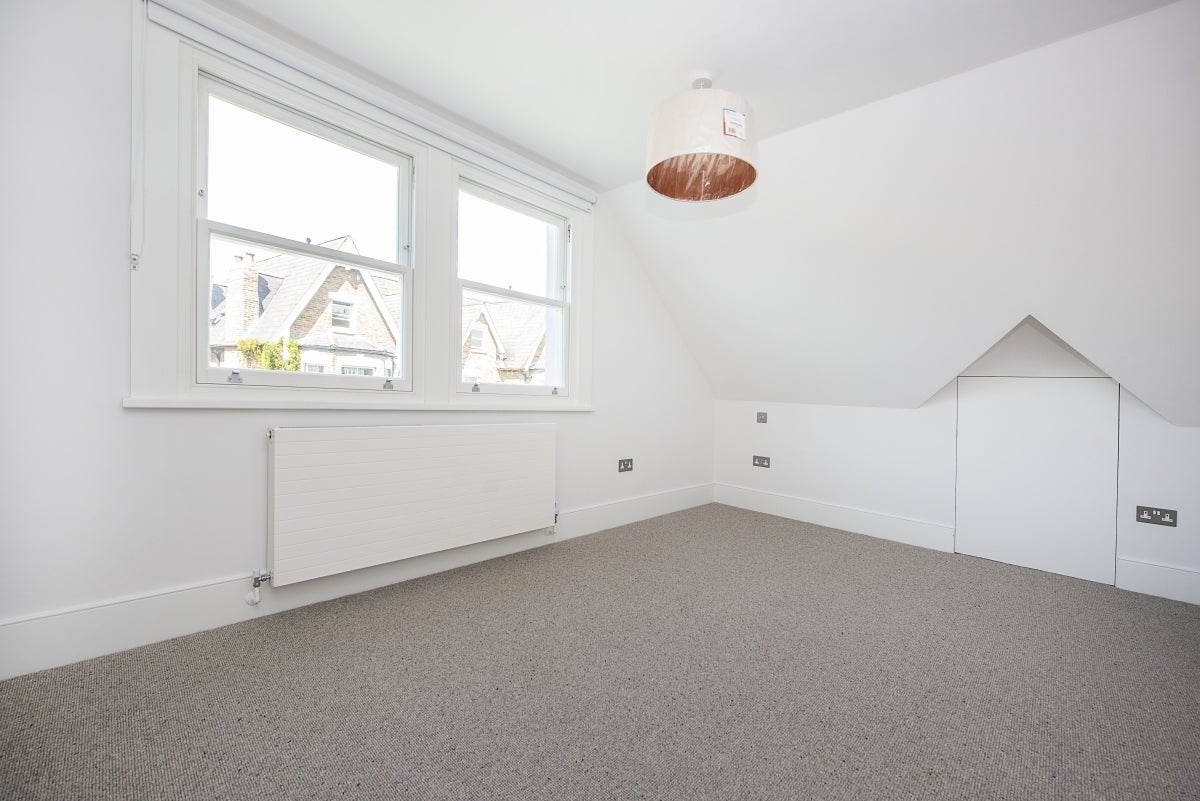 Flat Marchmont Road in Greater London