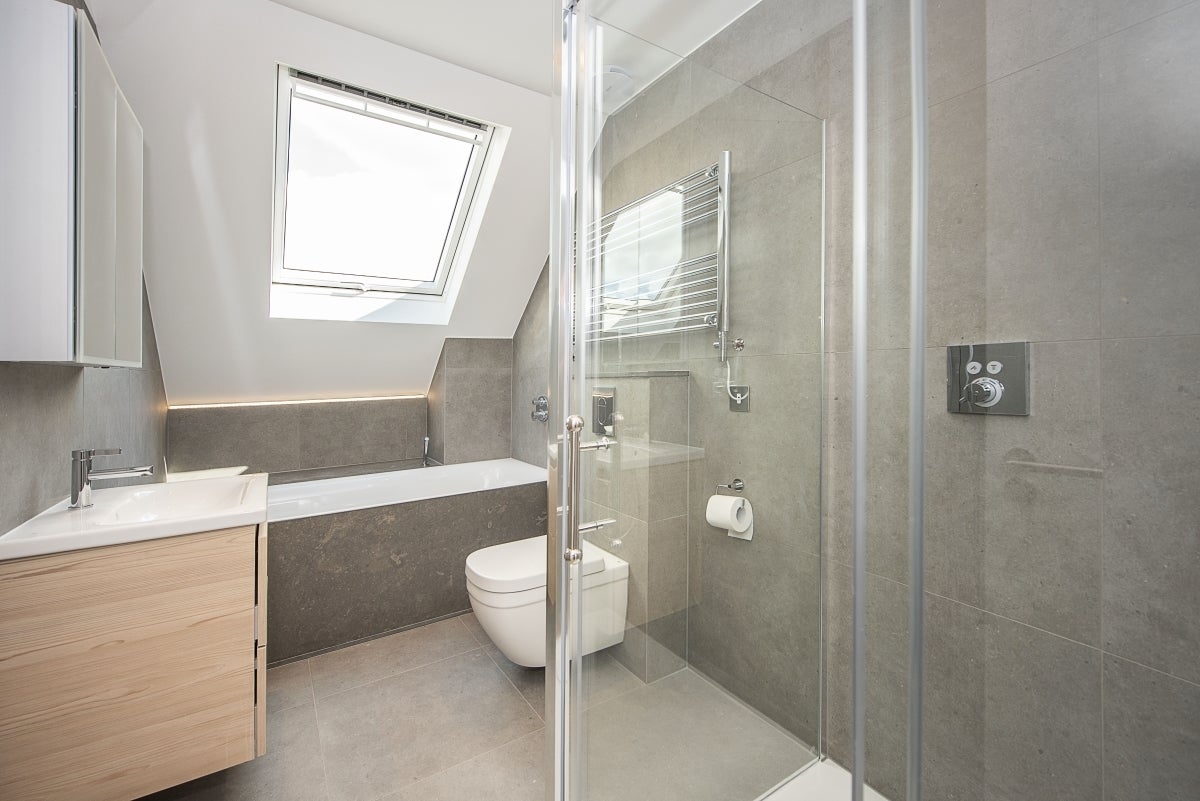 Flat Marchmont Road in Greater London