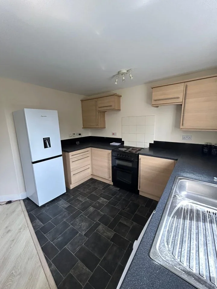 Flat Waltheof Road in Sheffield