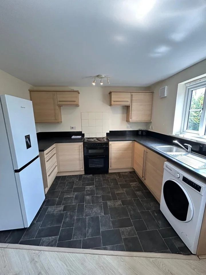 Flat Waltheof Road in Sheffield