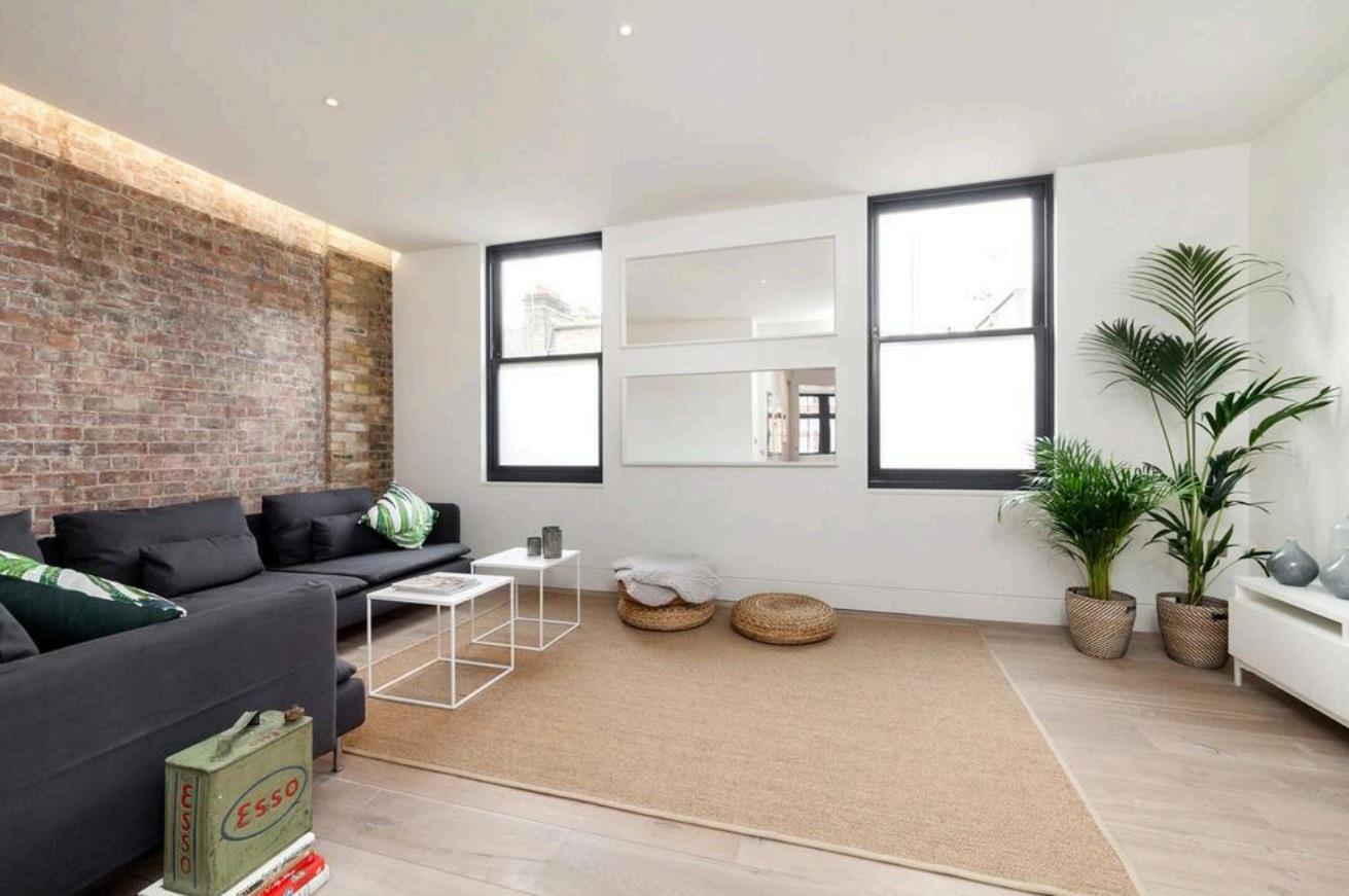 Flat Great Titchfield Street in City of Westminster
