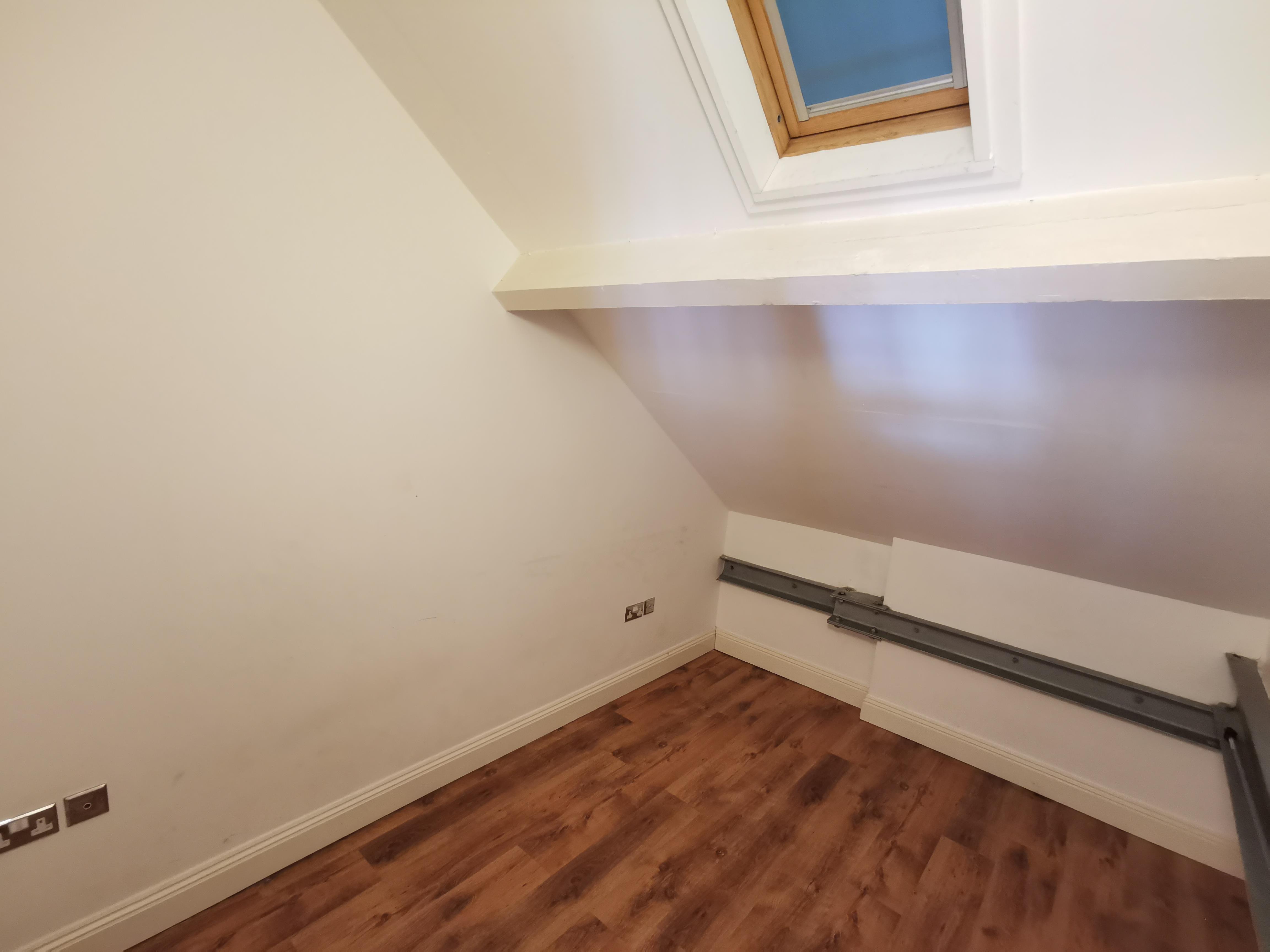 Flat Wicker Hill in Trowbridge