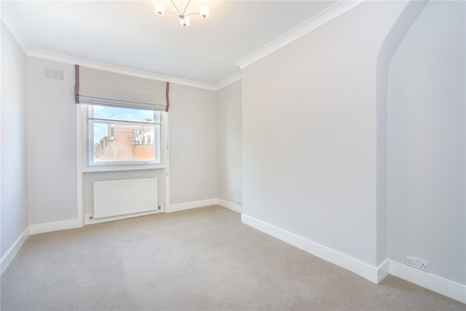 Flat Fulham Road in Greater London