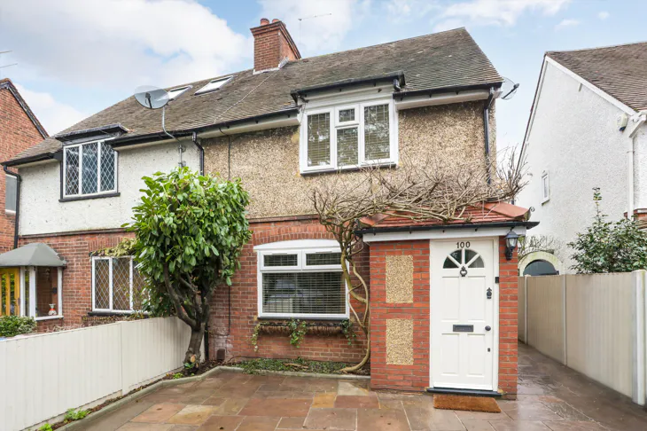 House Lower Green Road in Elmbridge