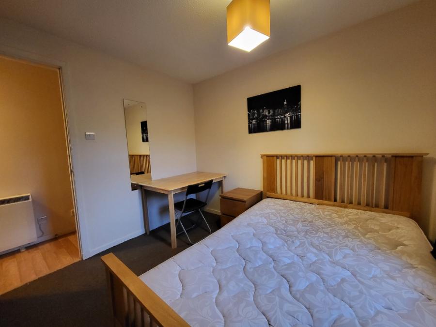Room Spring Garden in Aberdeen City