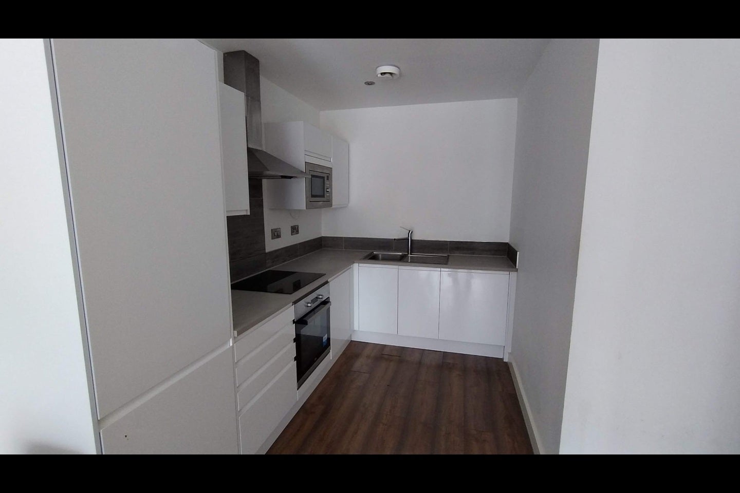 Flat Lower Broughton Road in Salford