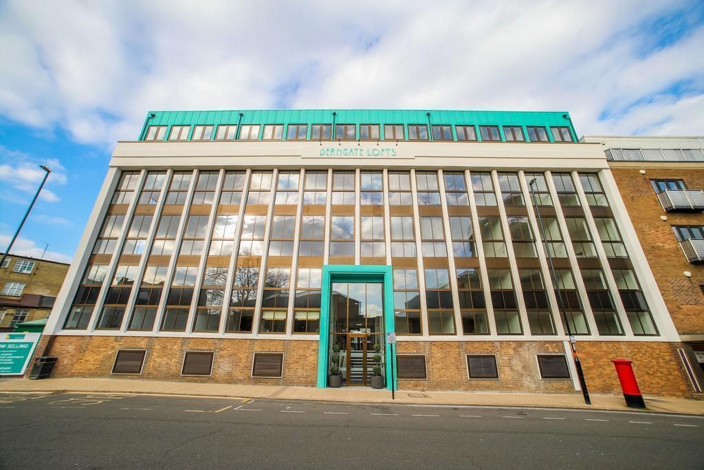 Flat Northcote Street in Northampton