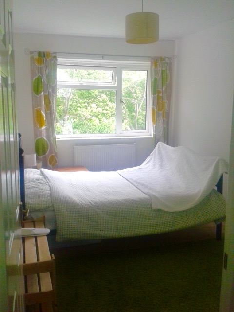 Room Page Court in Kingswood