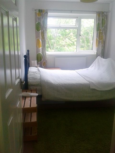 Room Page Court in Kingswood