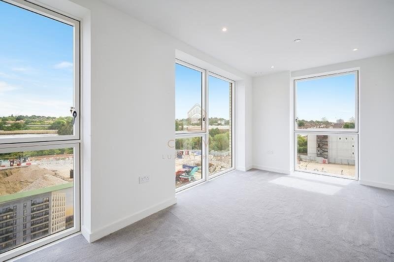 Flat The Hyde in Greater London