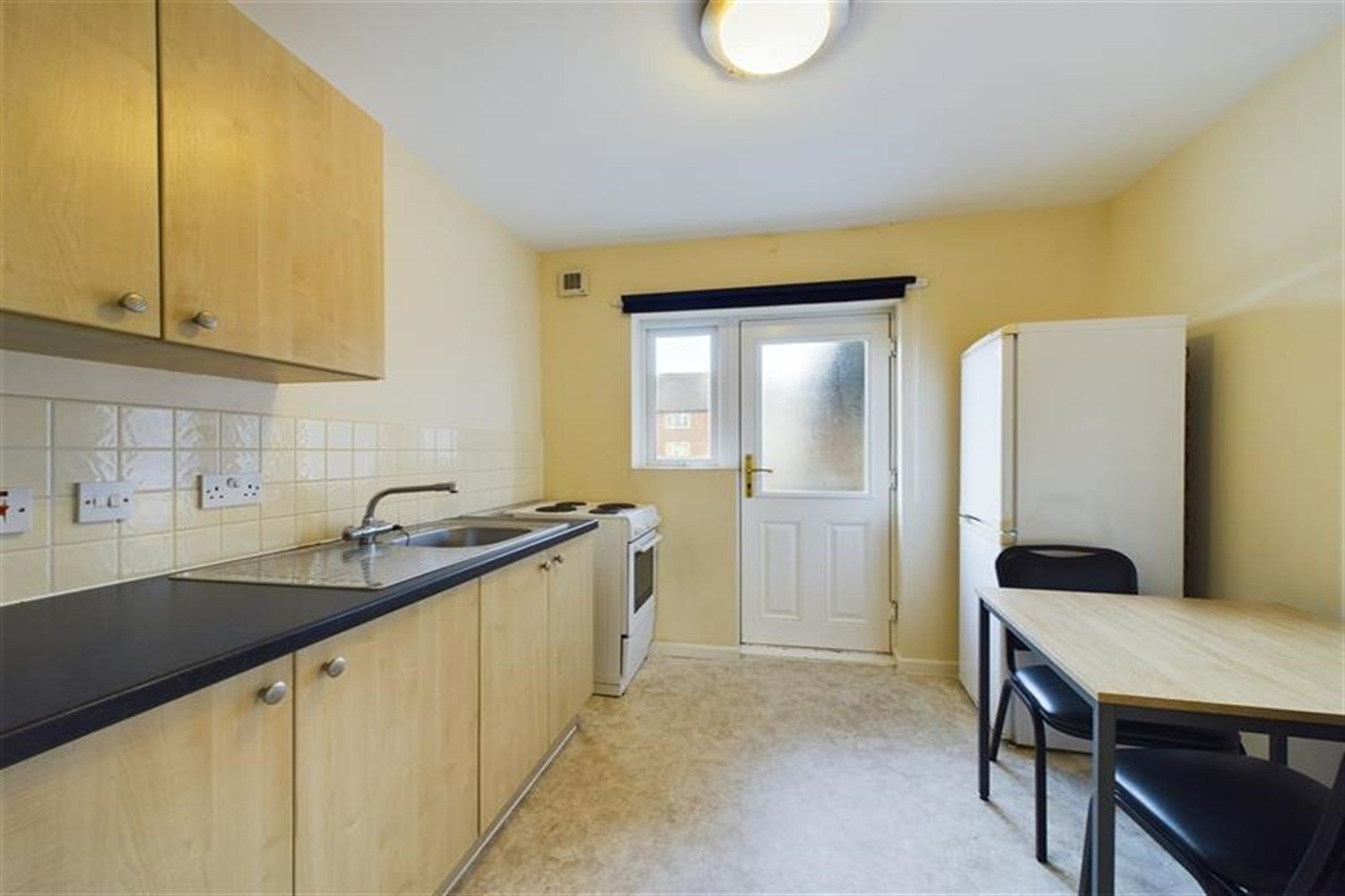Flat Kirkley Close in Newcastle upon Tyne
