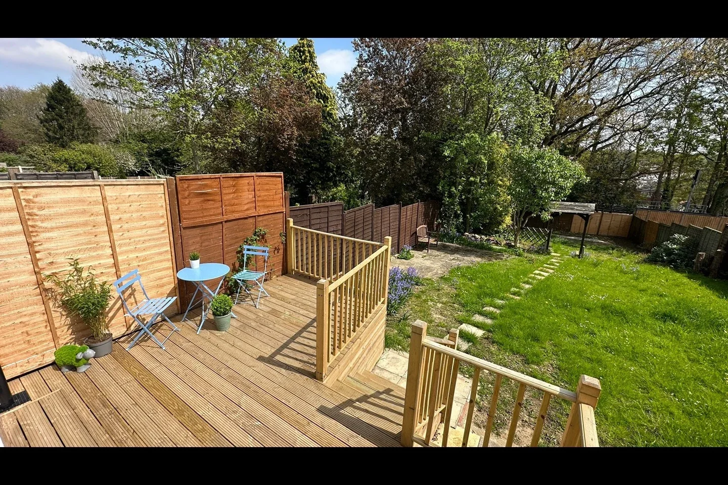 Room Ridgeway Drive in Greater London