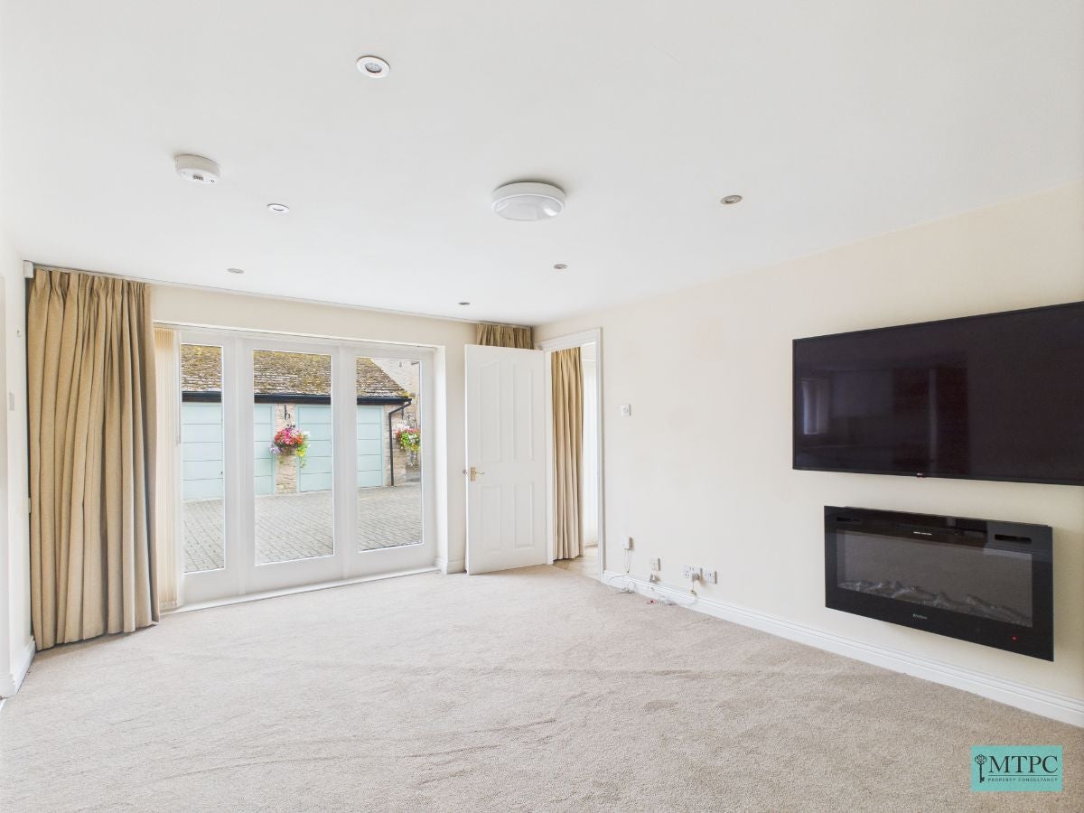 Flat Church Mews in Sherburn in Elmet