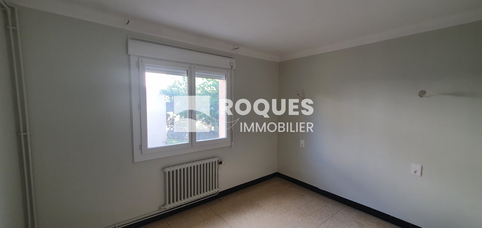 Flat Rue Claude Peyrot in Millau